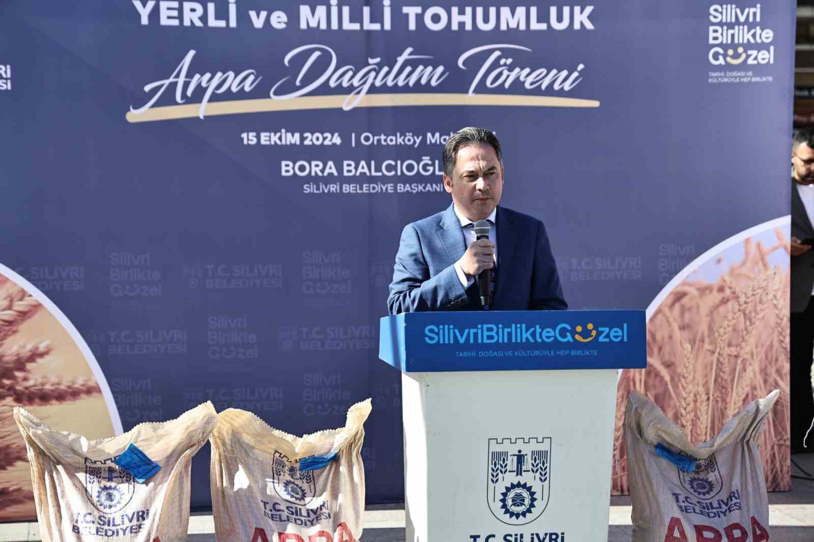 Silivri’de Yerli ve Milli Tohumluk Arpa Dağıtım Töreni düzenledi
