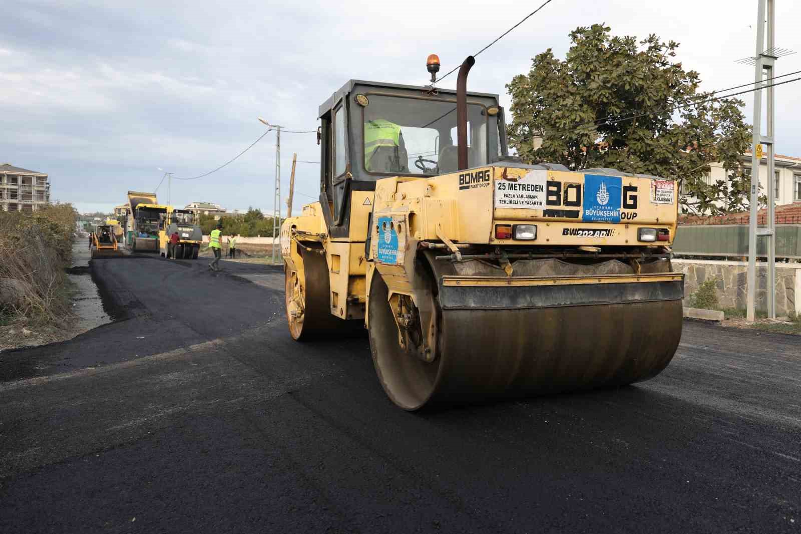 Silivri’de 22 yıldır atıl durumda olan cadde hizmete yeniden açıldı
