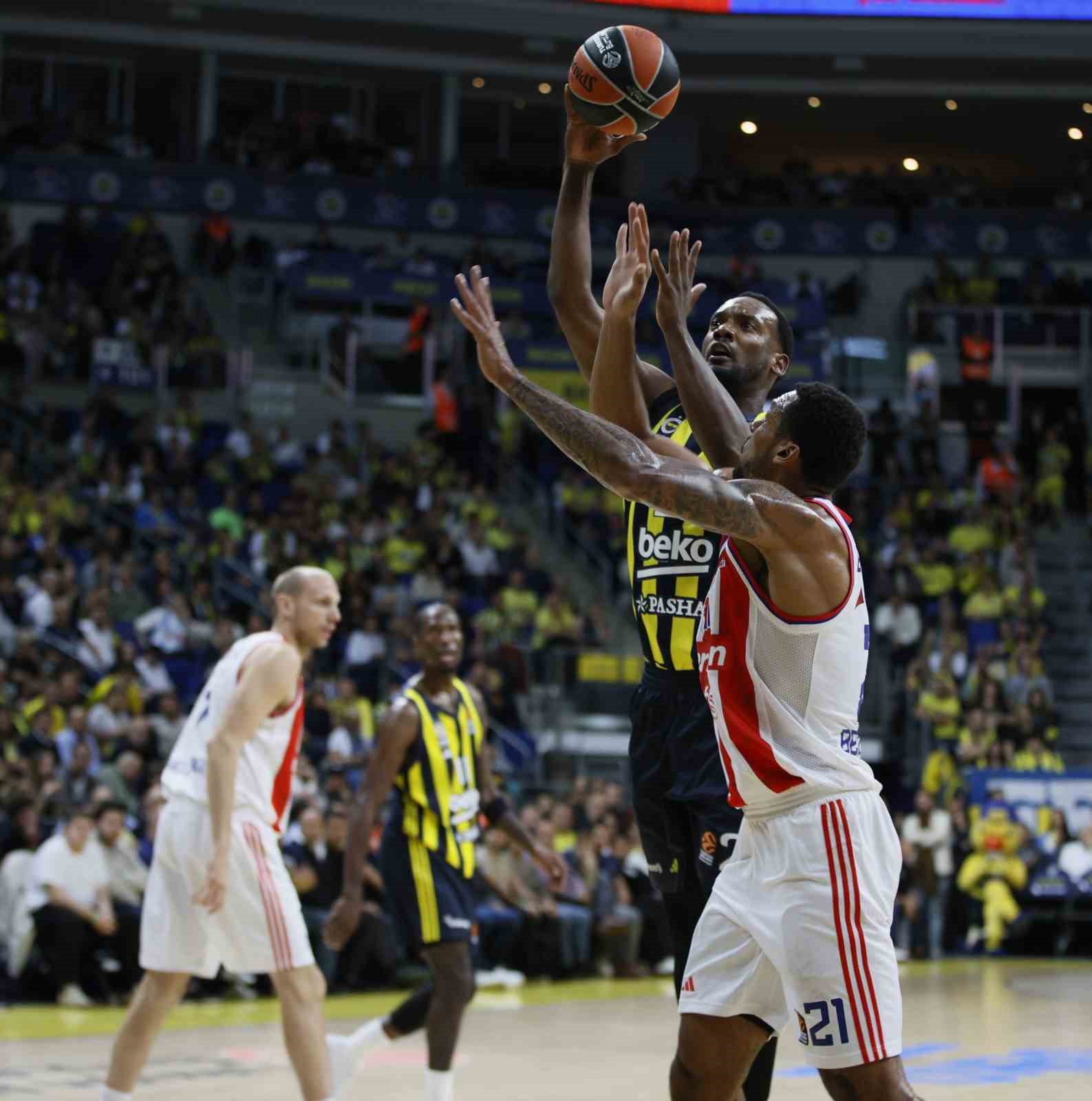 Euroleague: Fenerbahçe: 57 - Kızılyıldız: 76
