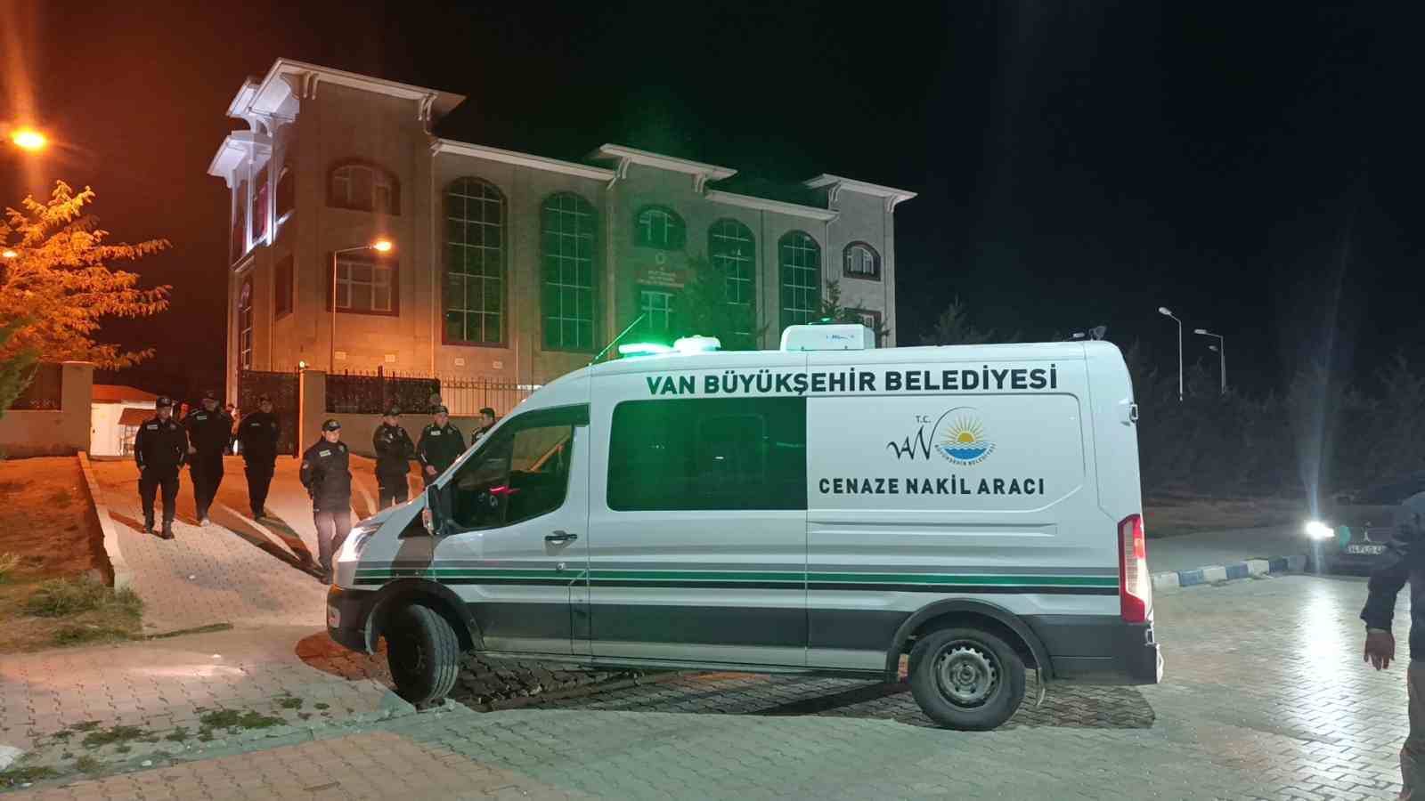 Van’da kaybolan Rojin’in cenazesi aileye teslim edildi
