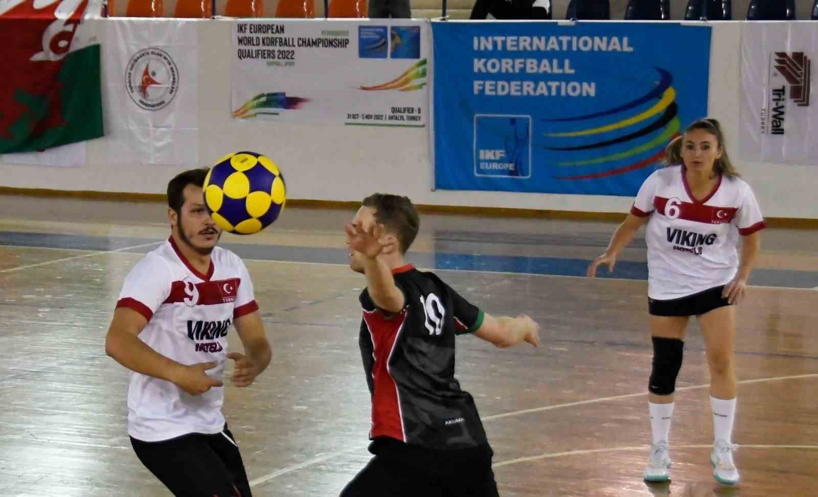 Kemer’de korfbol heyecanı
