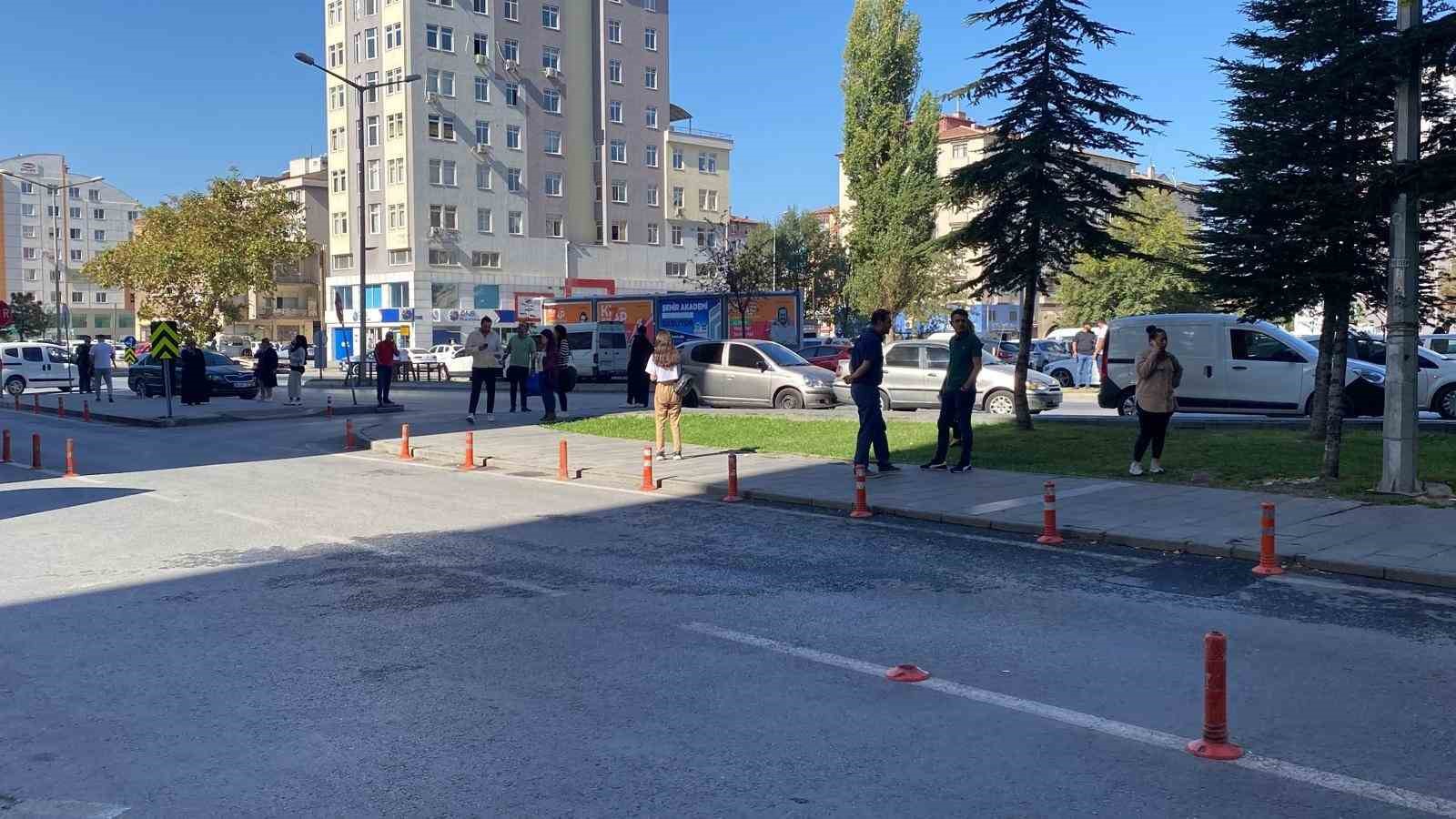 Malatya’da 5.9 büyüklüğündeki deprem Kayseri’de hissedildi
