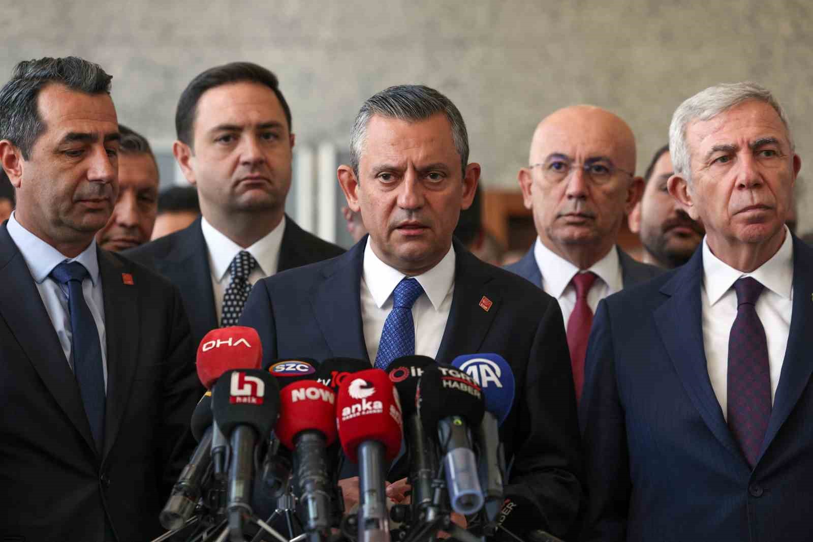 CHP Genel Başkanı Özel: “İktidar suçüstü oldu”
