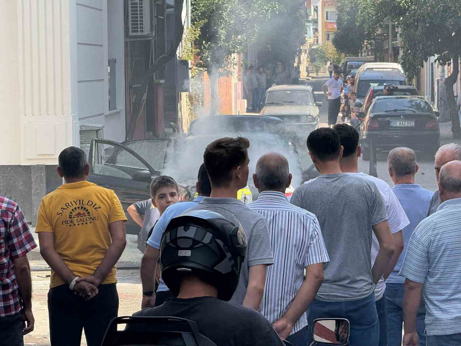 Nazilli’de otomobil yangını
