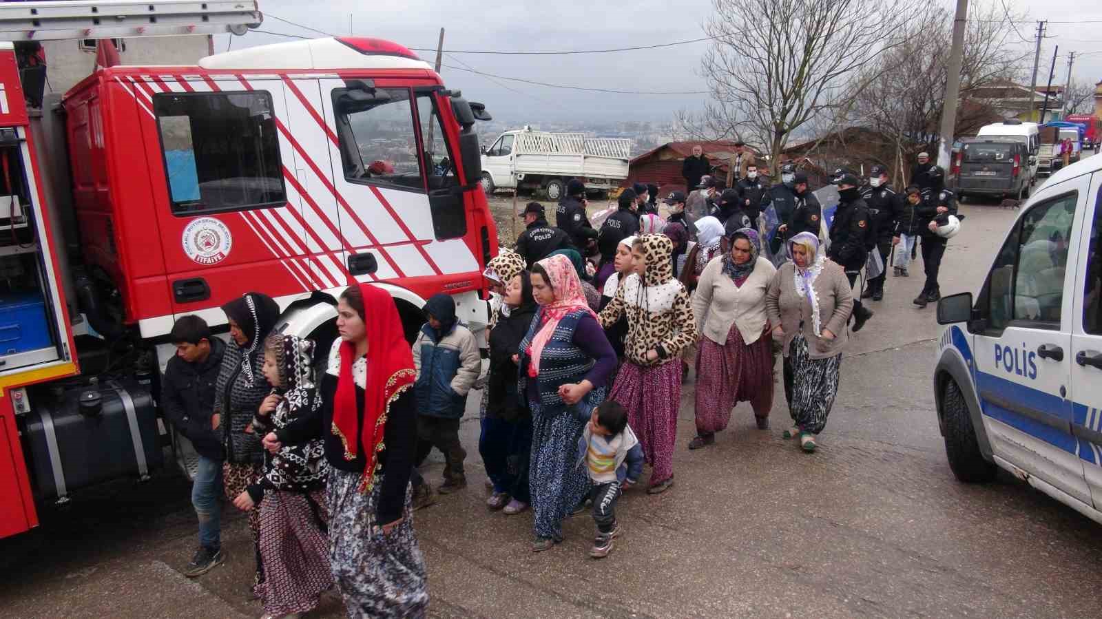 Küfür sebebiyle cinayet işlenmiş, evler kundaklanmıştı: Sanıklar için istenen ceza belli oldu
