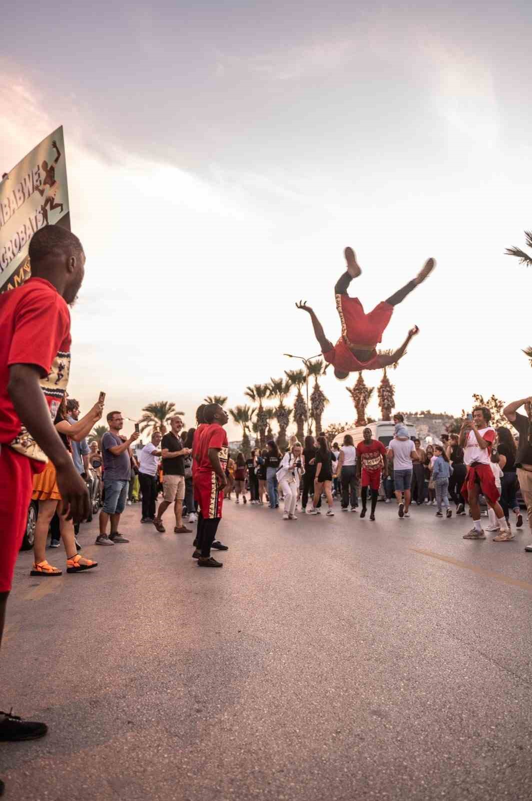 3. Uluslararası Kuşadası Sokak Festivali gerçekleşti
