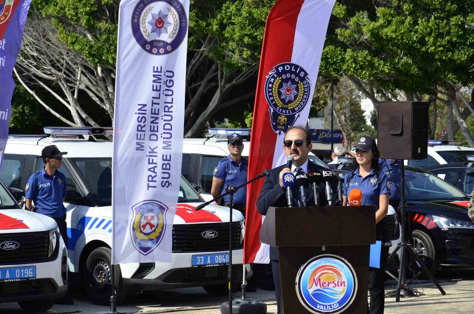 Mersin’de emniyet ve jandarma teşkilatına 238 yeni araç
