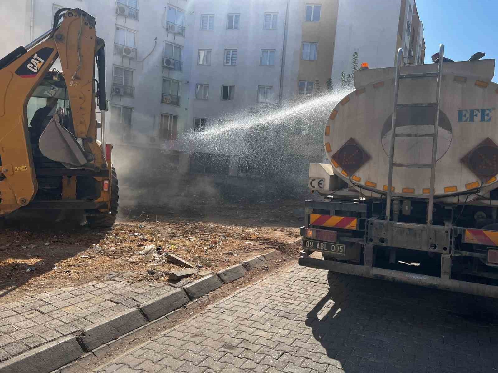 Başkan Yetişkin’den mahallelerde temizlik seferberliği
