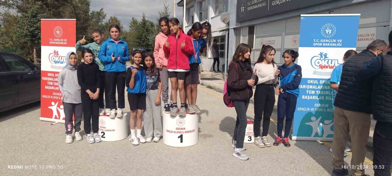 Aşkale atletizmde başarısını sürdürüyor
