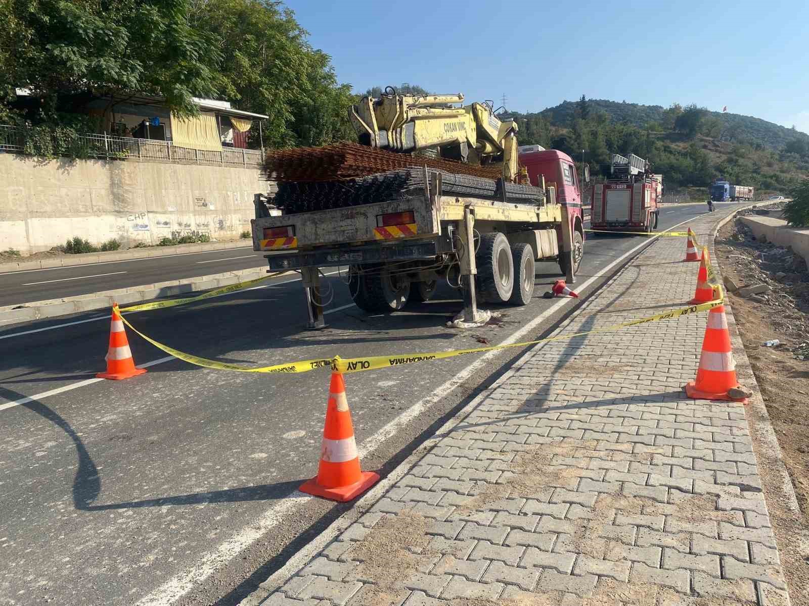 Osmaniye’de vincin altında kalan işçi ağır yaralandı
