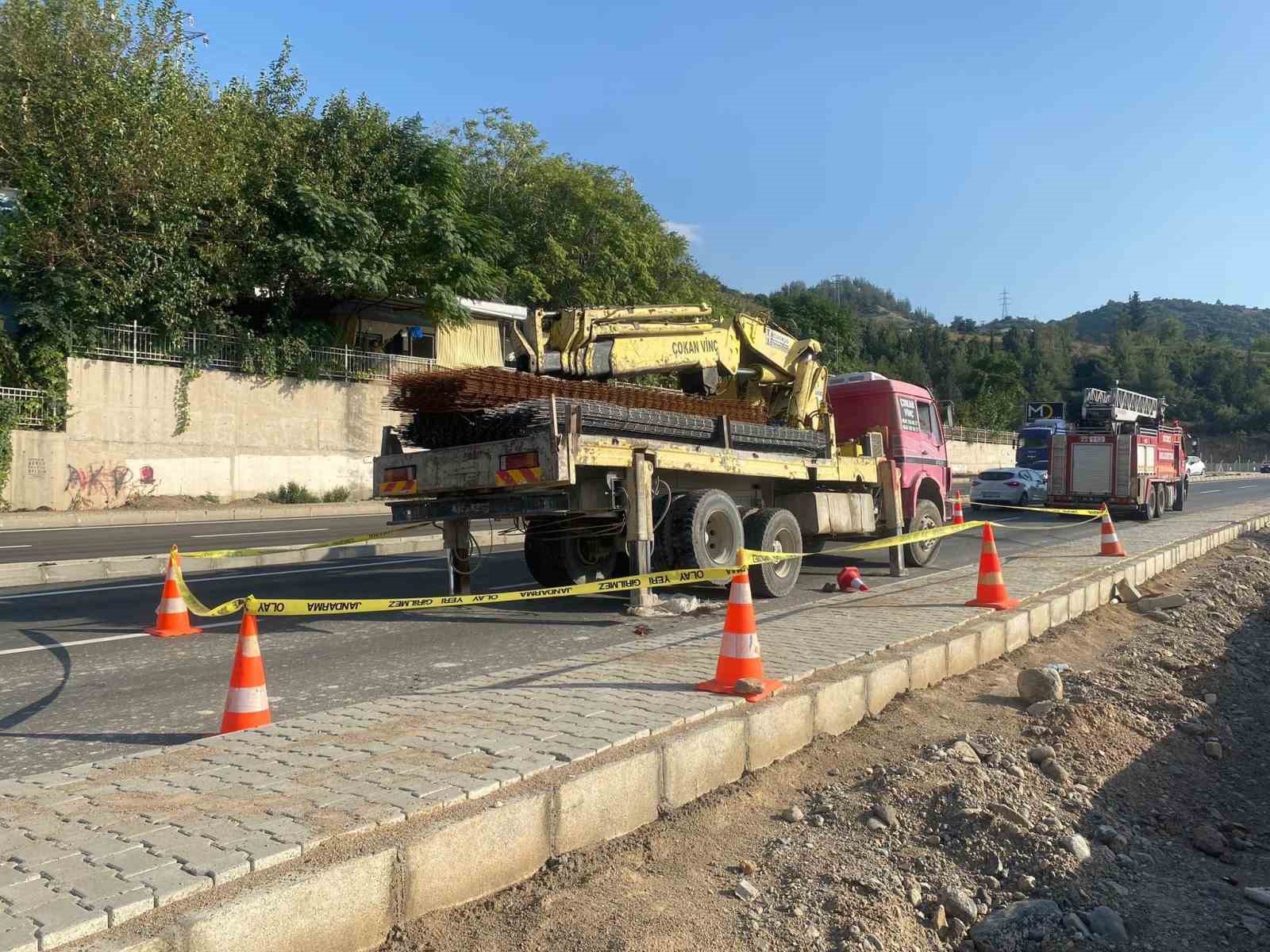 Osmaniye’de vincin altında kalan işçi ağır yaralandı
