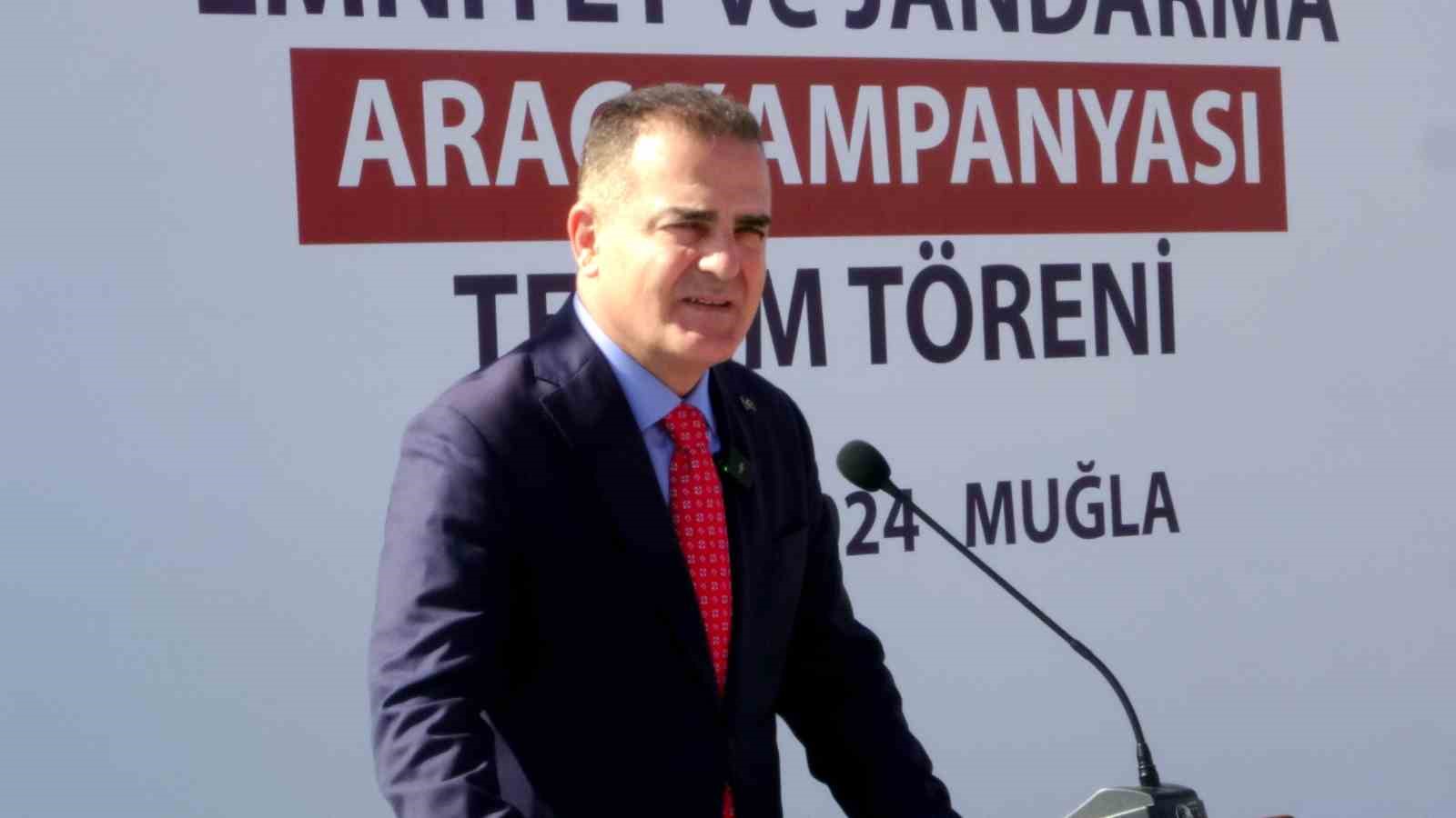 Muğla’da Güvenlik Güçlerine 114 yeni araç teslim edildi
