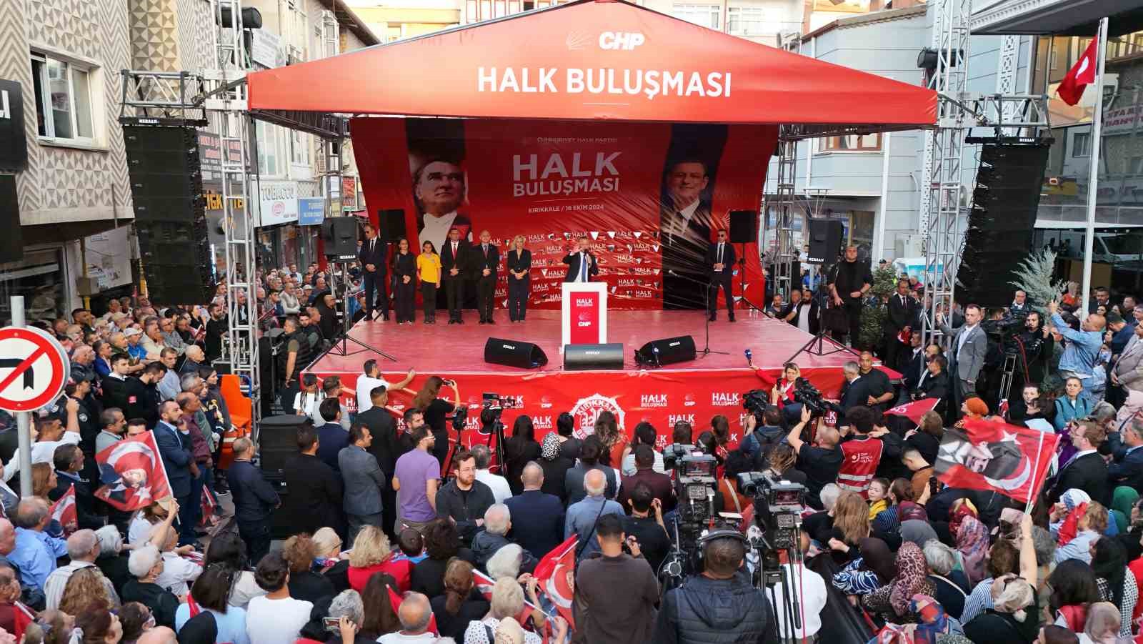 CHP Genel Başkanı Özel’den, Cumhurbaşkanı Erdoğan’a ’mülteci’ çağrısı
