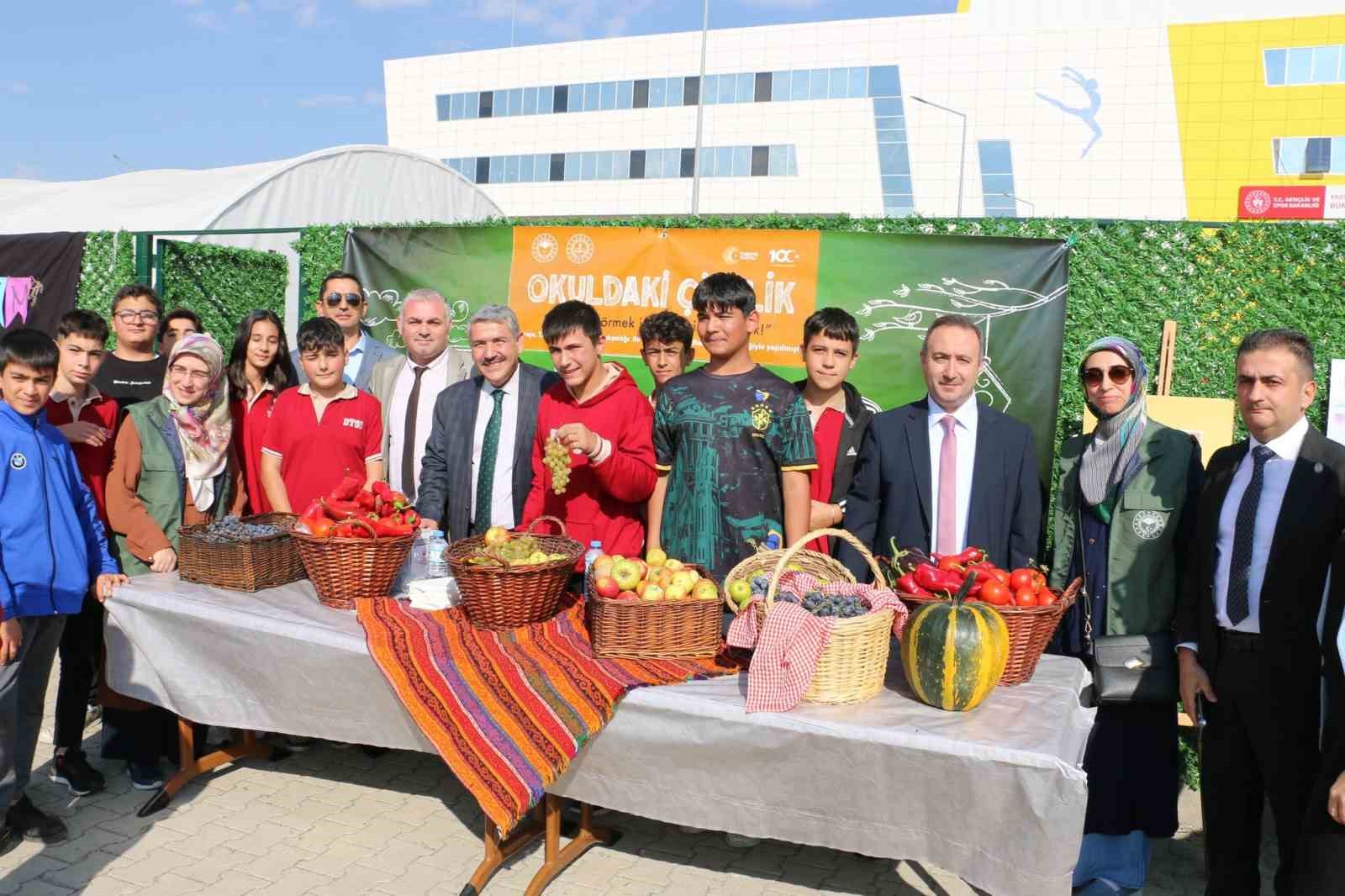 Dünya Gıda Günü Erzincan’da renkli görüntülere sahne oldu
