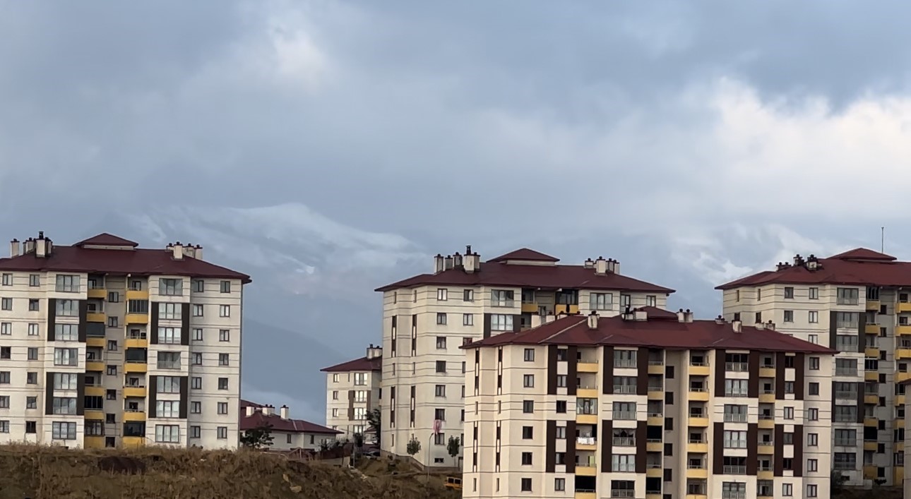 Cilo Dağı yeniden beyaza büründü
