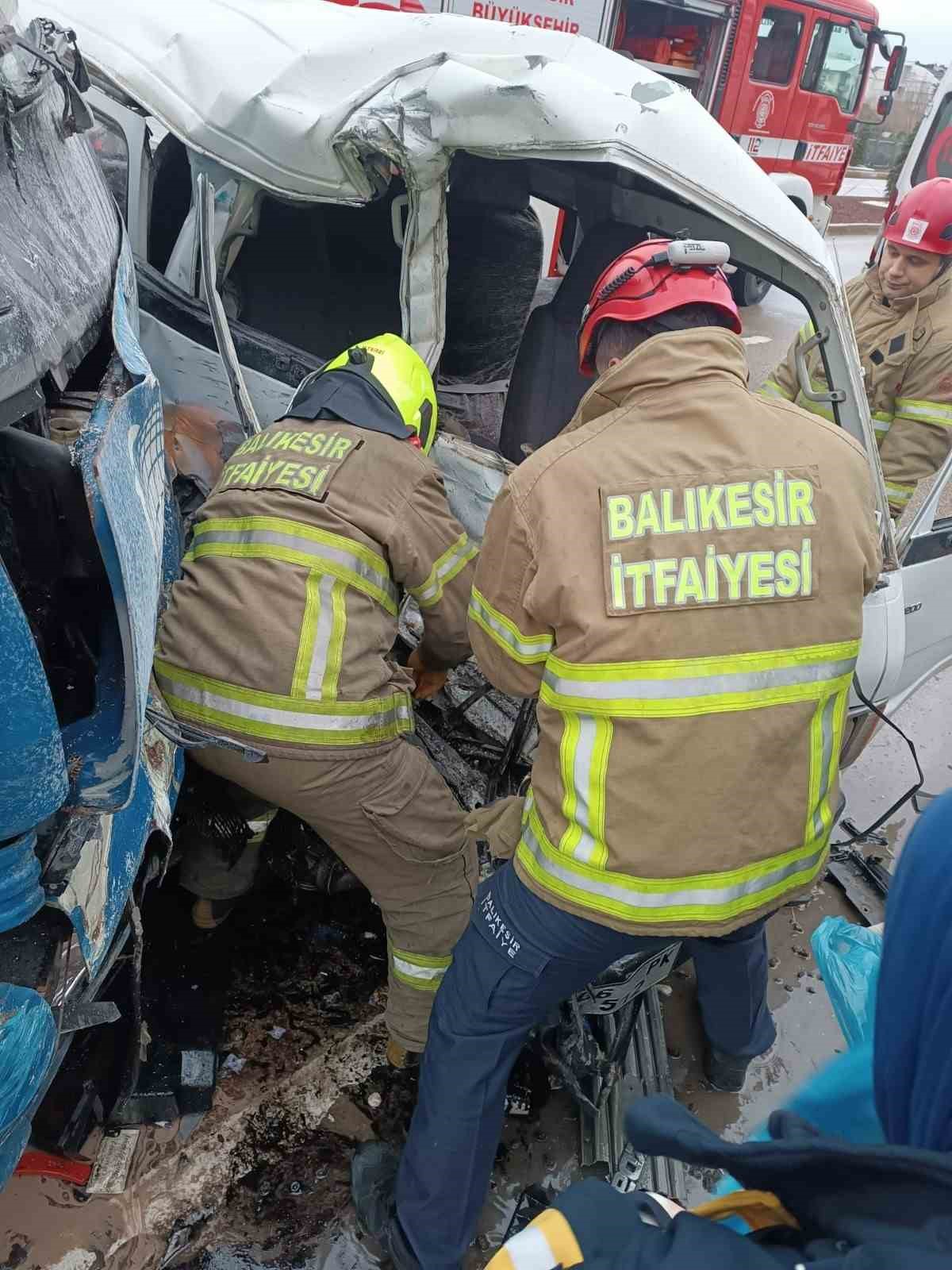 Balıkesir İtfaiyesi 10 ayda 2 bin 993 can kurtardı
