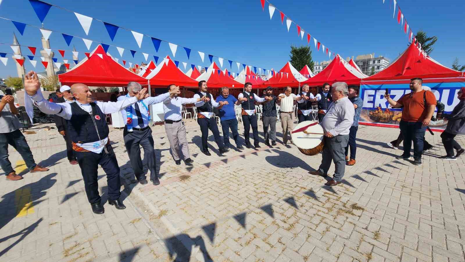 Erzurum’un yöresel lezzetleri Konya’da görücüye çıktı
