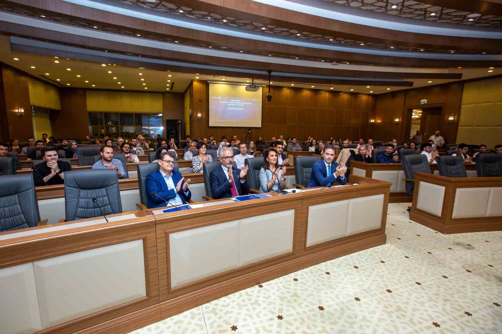 Büyükşehir Akıllı Şehir Akademisi’nde final heyecanı
