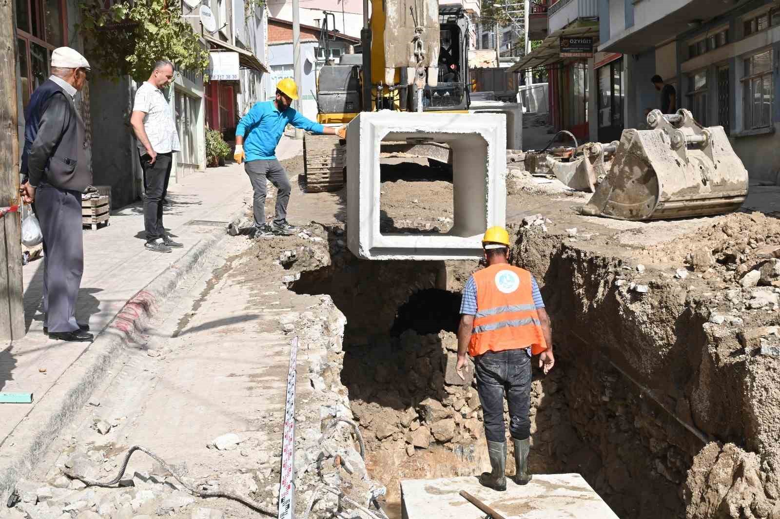 Demirci’de su taşkınlarına son
