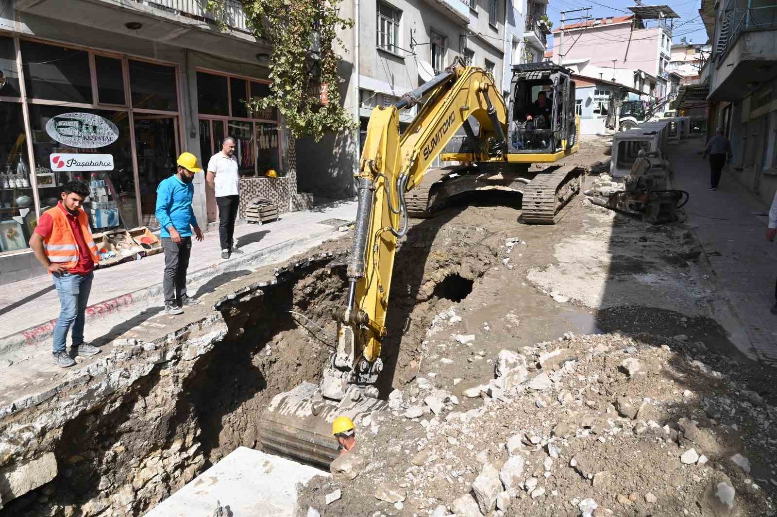 Demirci’de su taşkınlarına son
