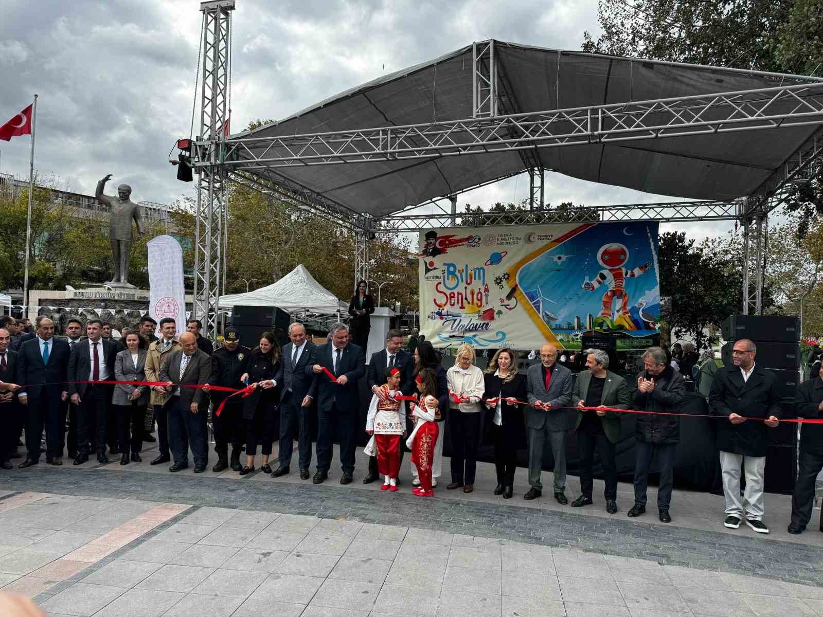 Yalova’da Bilim Şenliği heyecanı yaşandı
