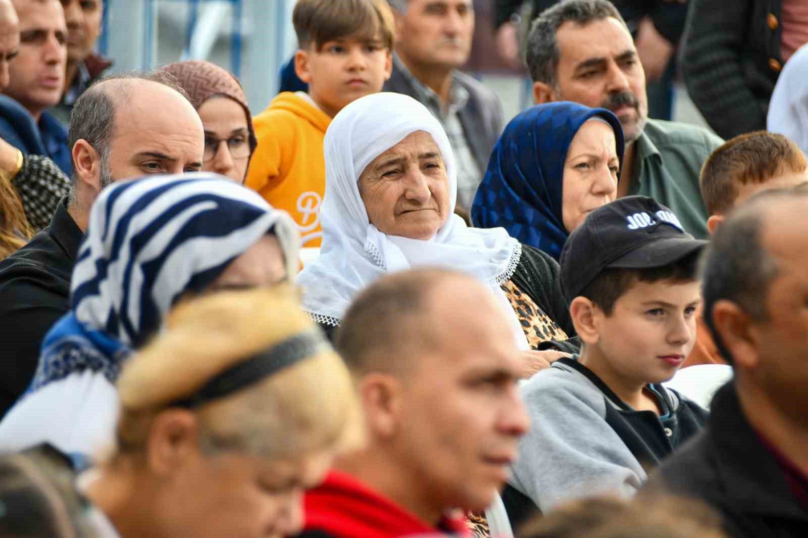 Esenyurt’ta “Mahalle Bizim, Kararlarımız Ortak” sloganıyla yeni dönem
