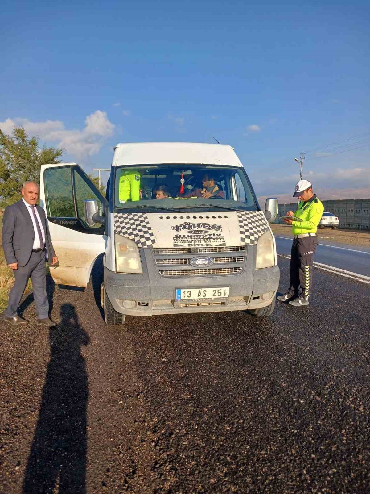 Ağrı’da öğrenci güvenliği için okul servisi denetimleri yoğunlaşıyor
