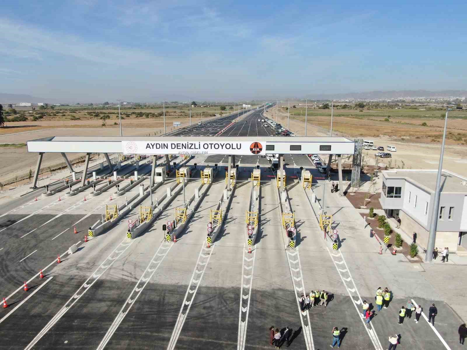 Aydın-Denizli Otoyolu hizmete açıldı
