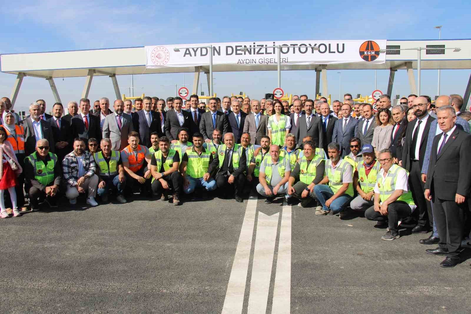 Aydın-Denizli Otoyolu hizmete açıldı
