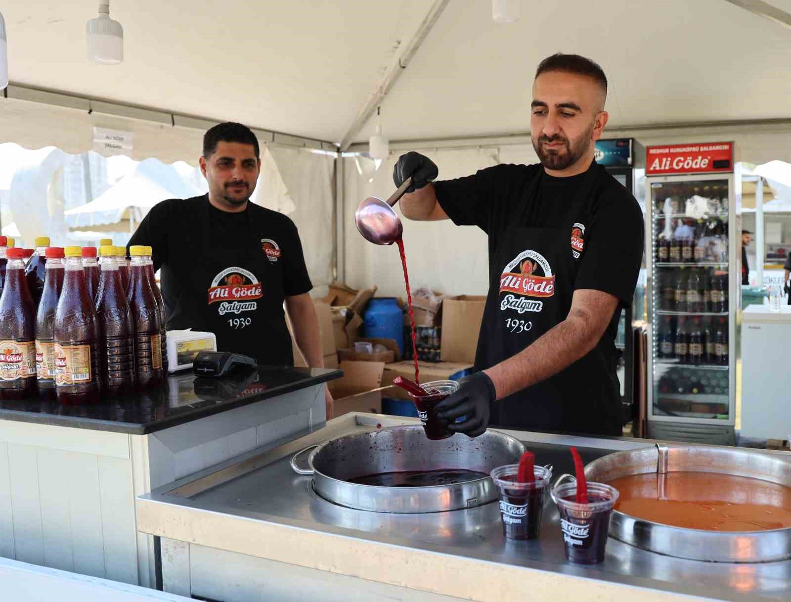 8. Uluslararası Adana Lezzet Festivali Merkez Park’ta başladı
