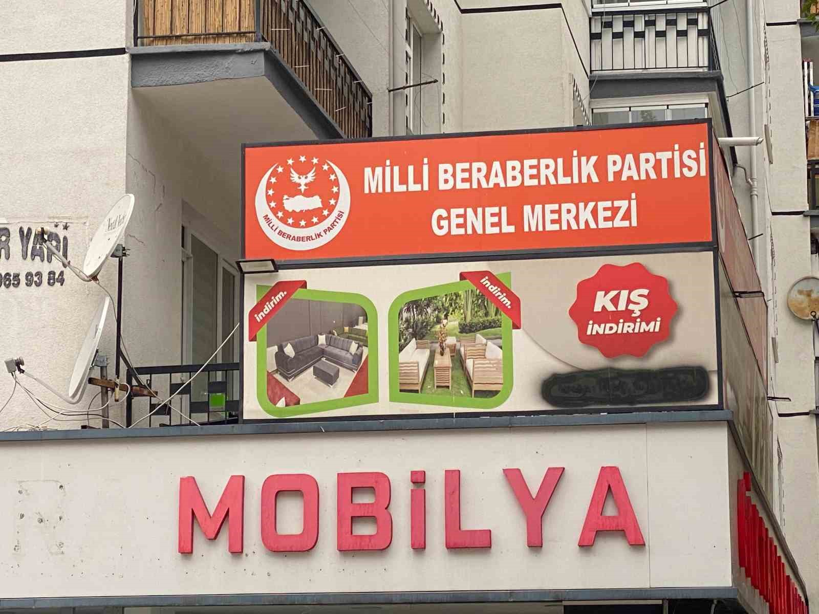 Siyasi parti genel merkezinde uyuşturucu ticaretine 7 gözaltı
