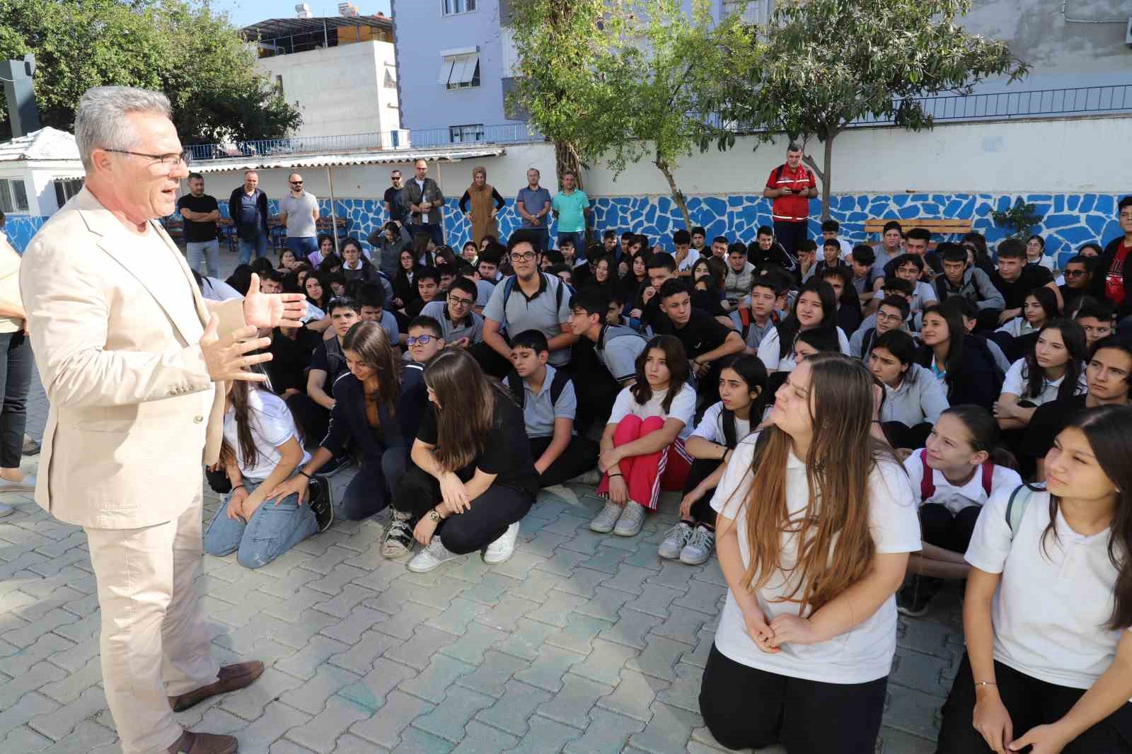 NAFAD afet bilinci oluşturmaya devam ediyor
