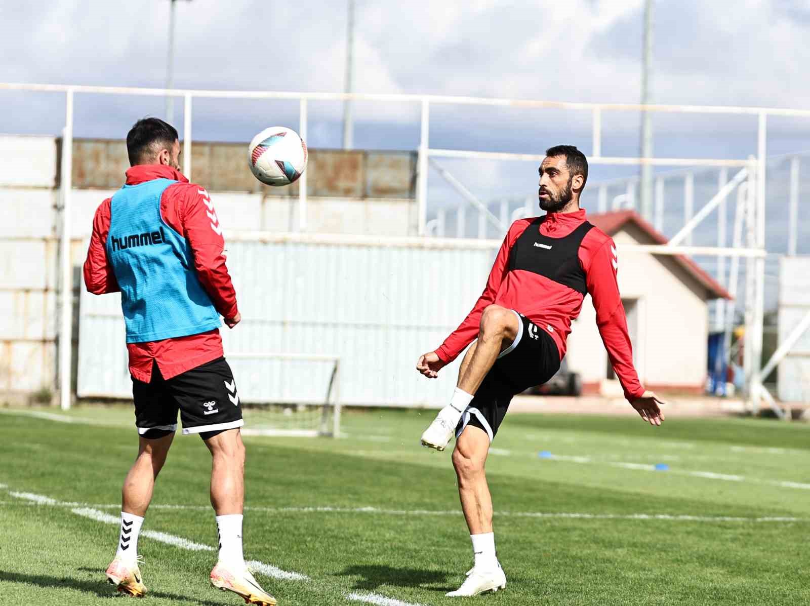 Sivasspor’da Hatayspor mesaisi sürüyor
