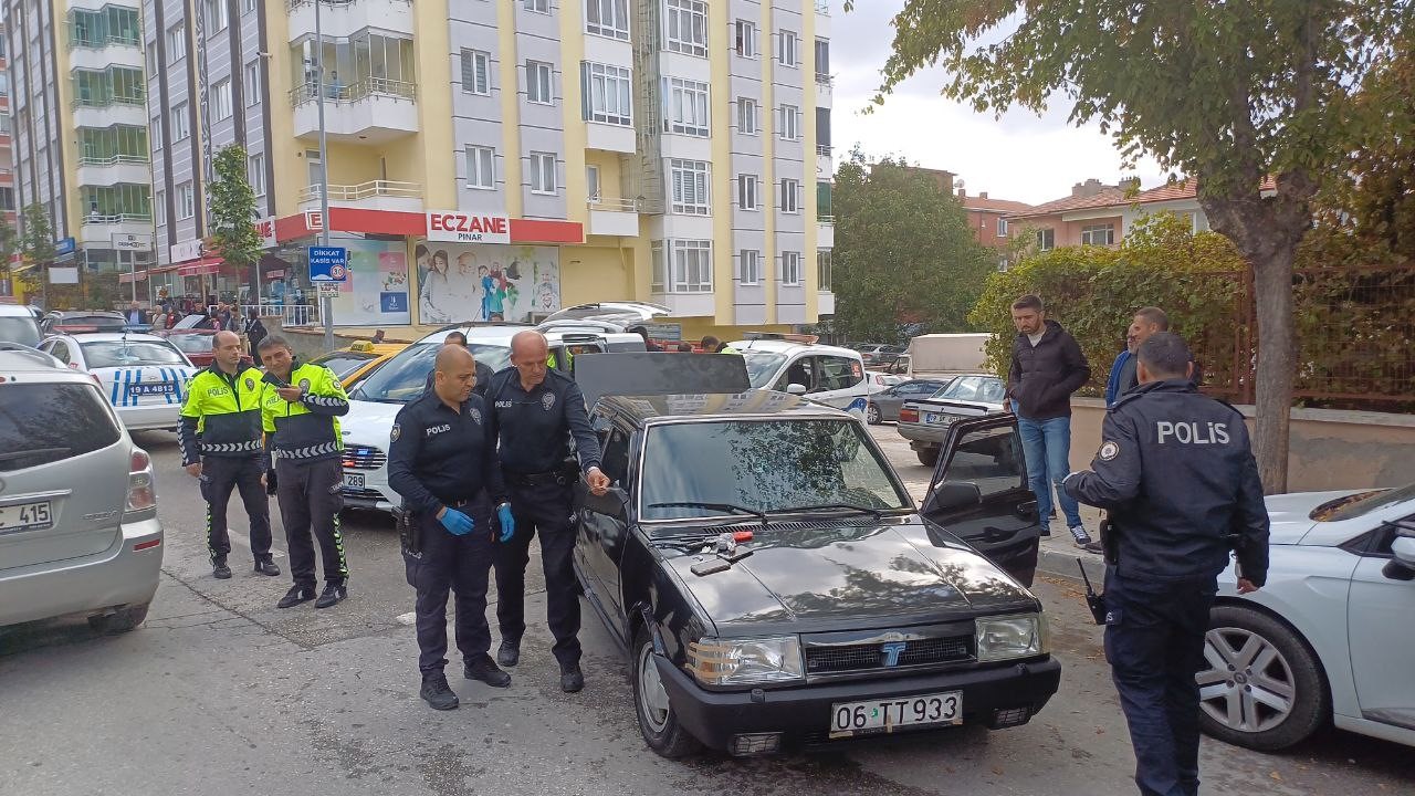 Şüphe üzerine durdurulan araçtan uyuşturucu çıktı
