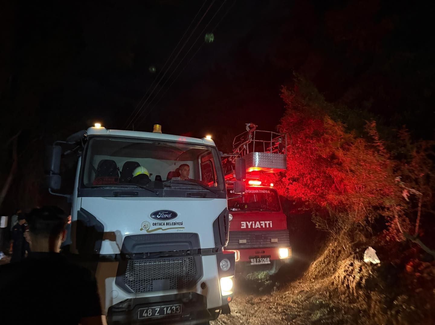 Ortaca’daki orman yangını kısmen kontrol altına alındı
