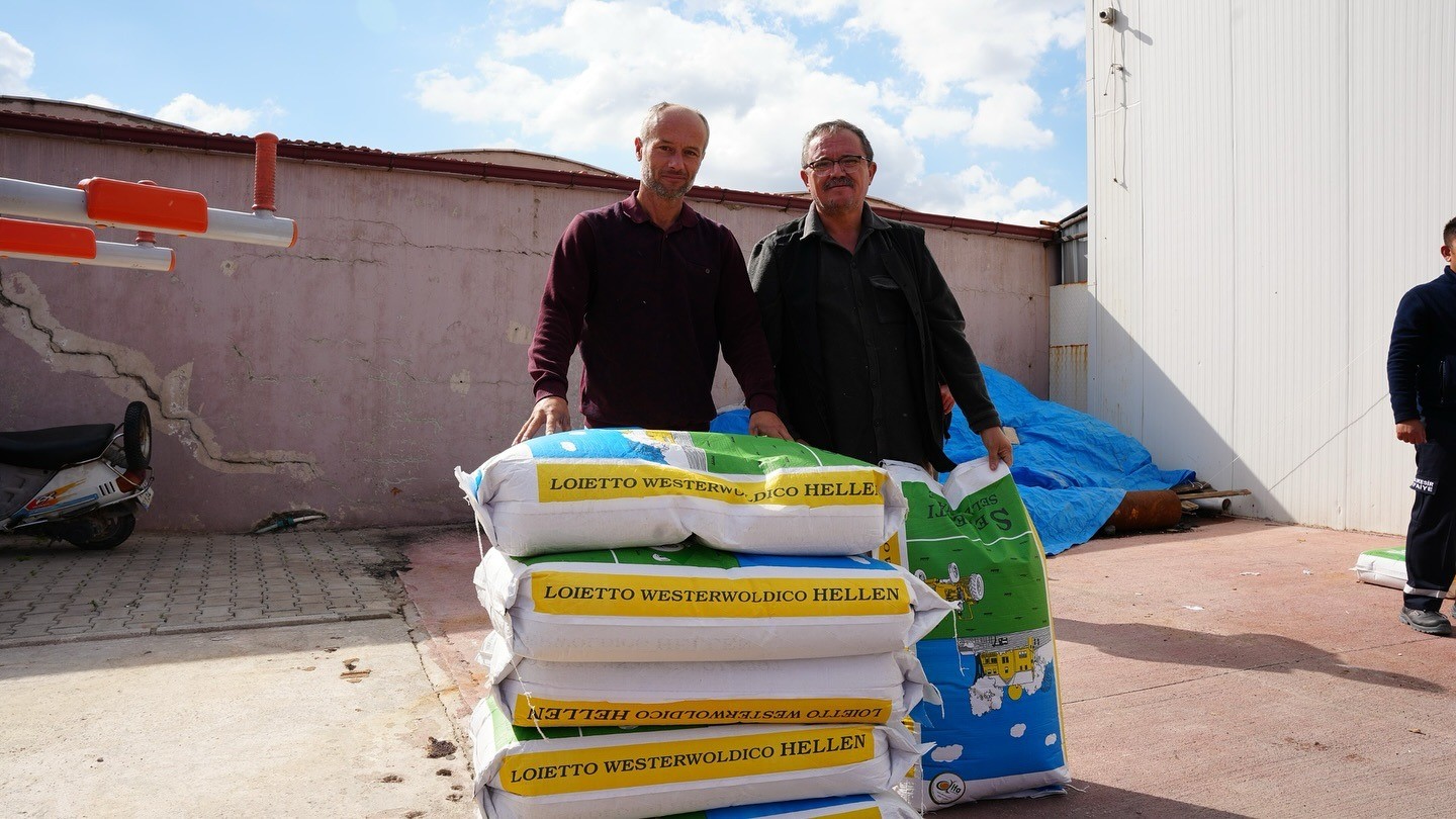 Sındırgı’da Süt Otu tohumları çiftçiyle buluştu
