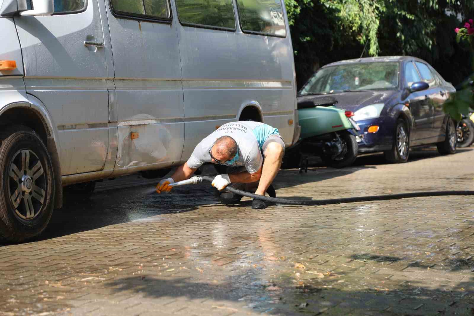 Marmaris Çıldır Mahallesi’nde temizlik çalışması gerçekleştirildi
