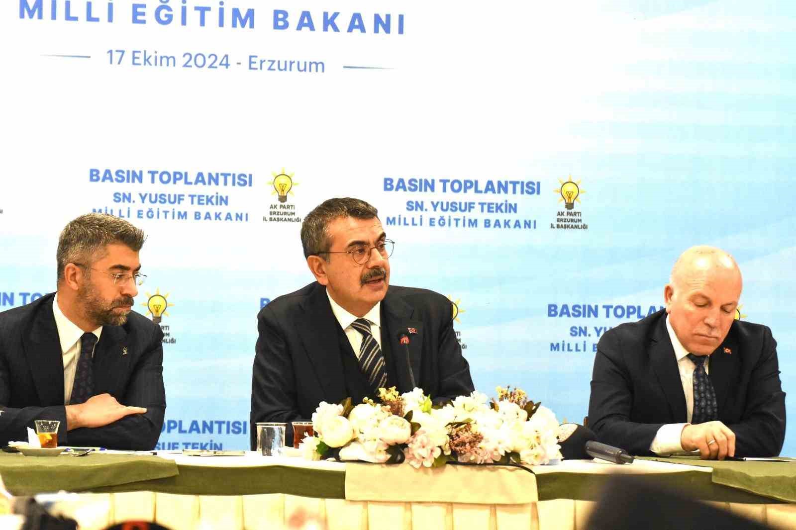 Bakan Tekin öğretmen atamalarıyla ilgili konuştu: 