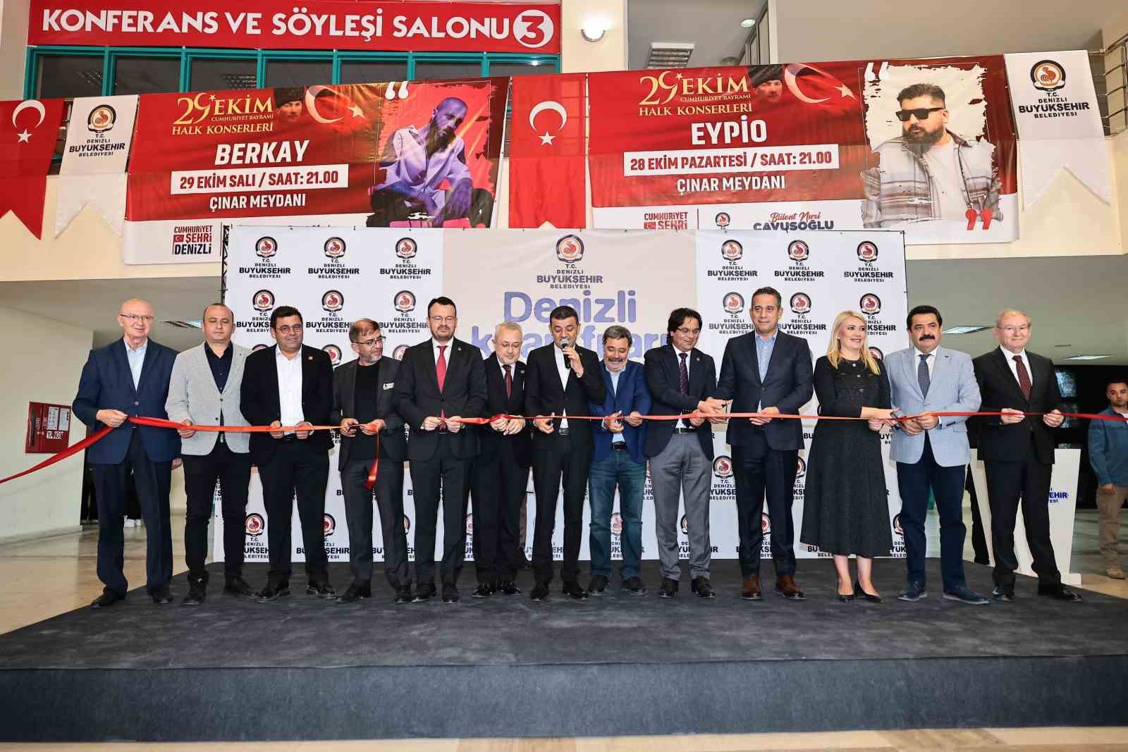 Yüzlerce yazar ve yayınevi Denizlililerle buluşacak Kitap Fuarı açıldı
