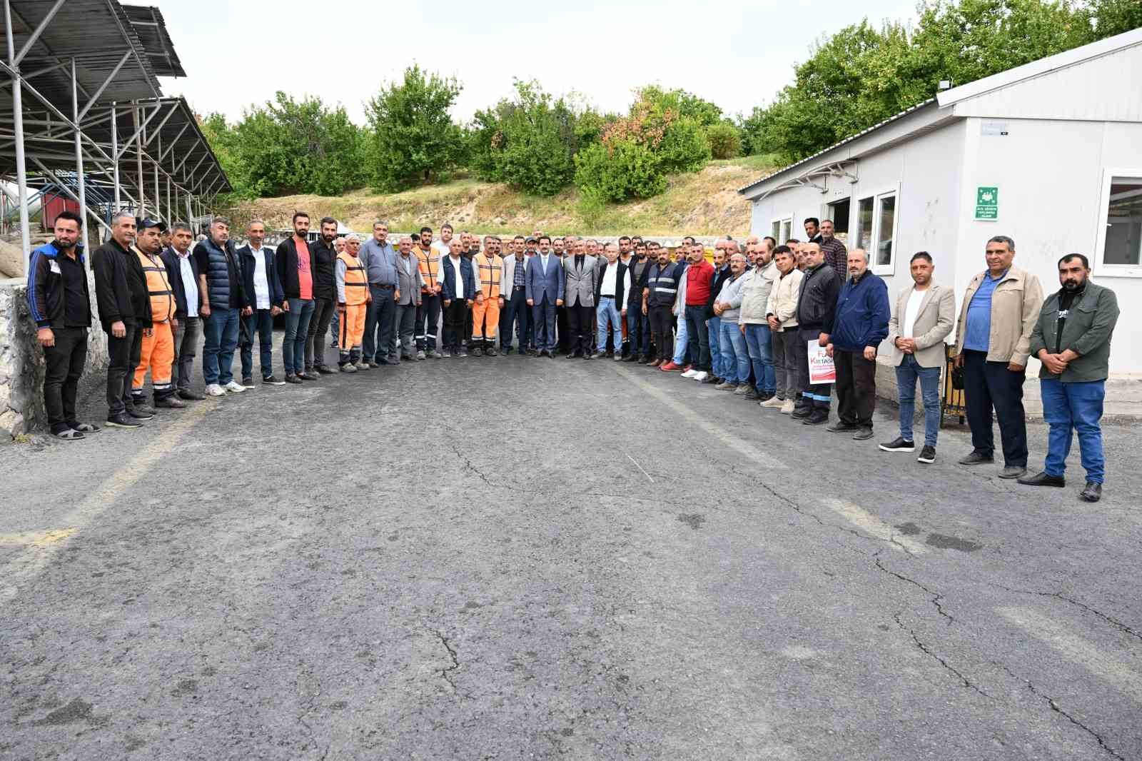 Taşkın: “Temizlik personelimiz aynı zamanda sokağın emini”
