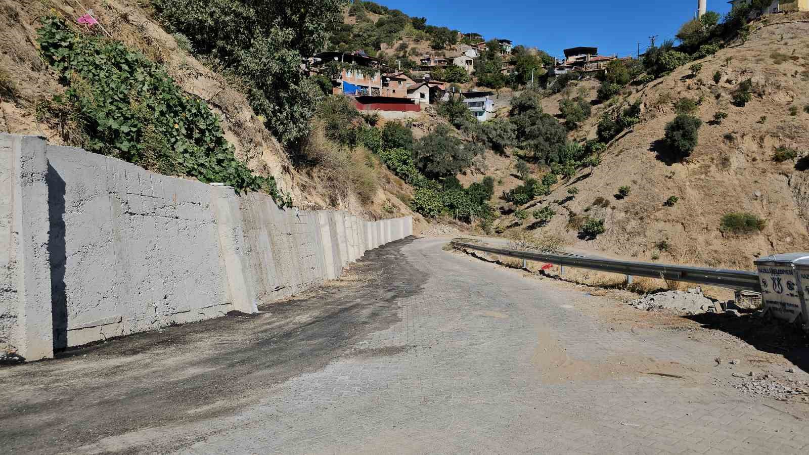 Aydın Büyükşehir Belediyesi Eycelli Mahallesi’ndeki çalışmalarını tamamladı
