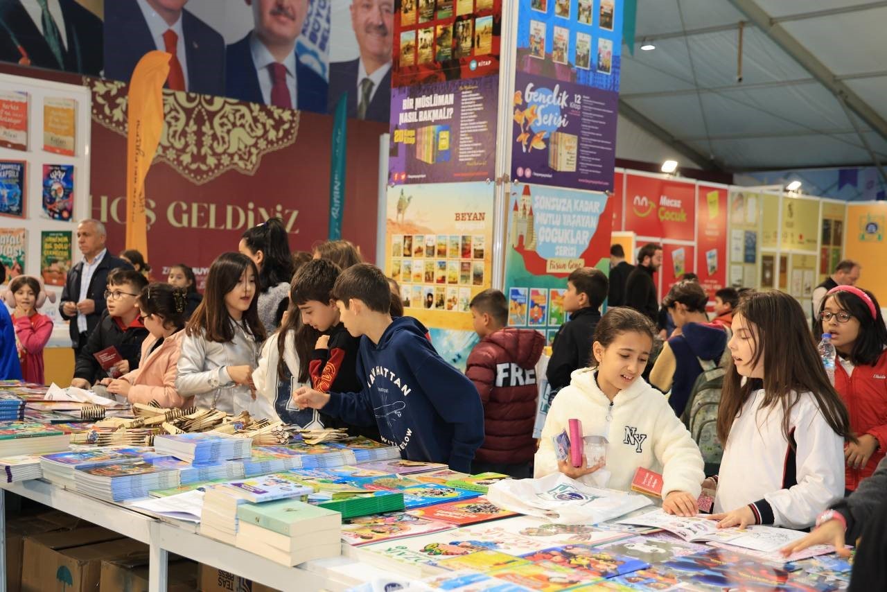 Gebze Kitap Fuarı kapılarını açtı
