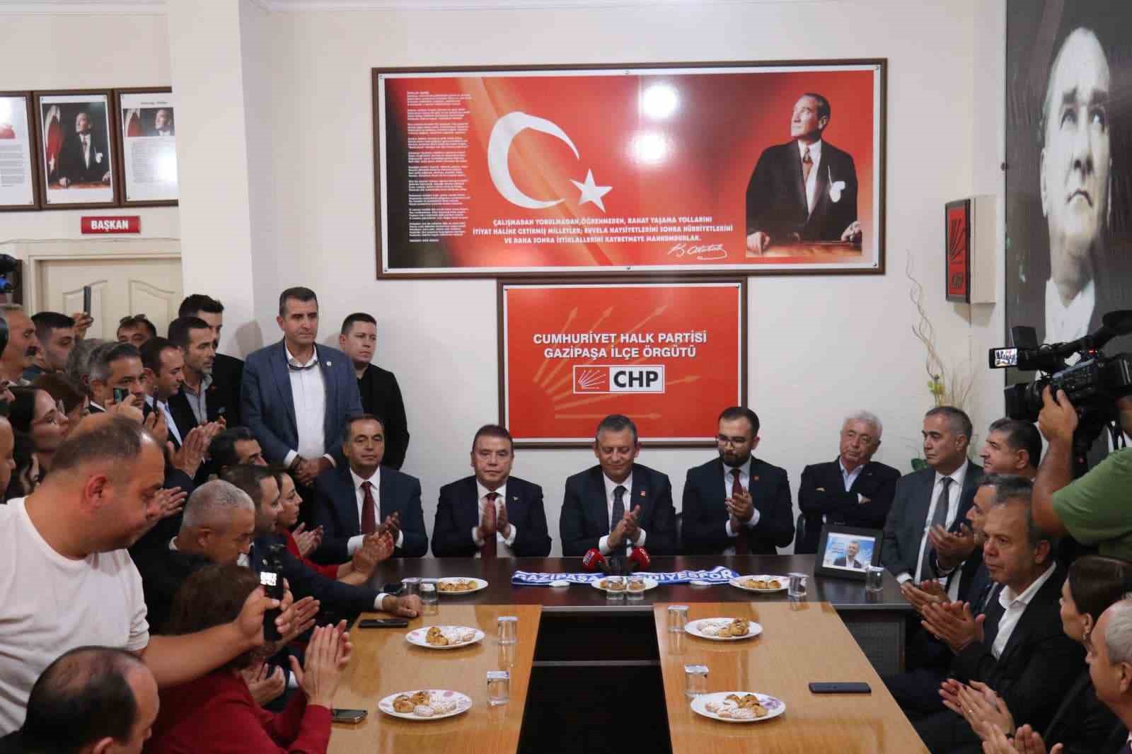 CHP Genel Başkanı Özel: 