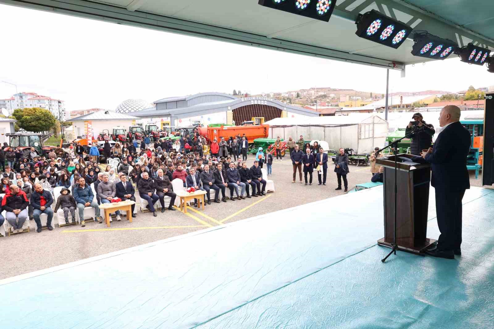 Erzurum’da tarım şenliği
