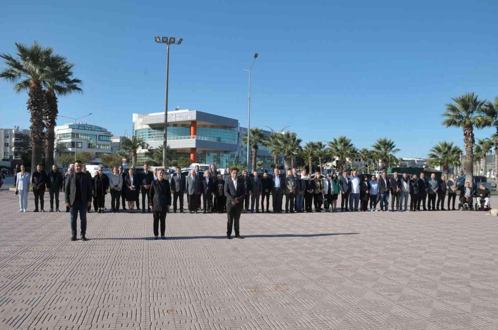 Aliağa’da 19 Ekim Muhtarlar Günü kutlandı
