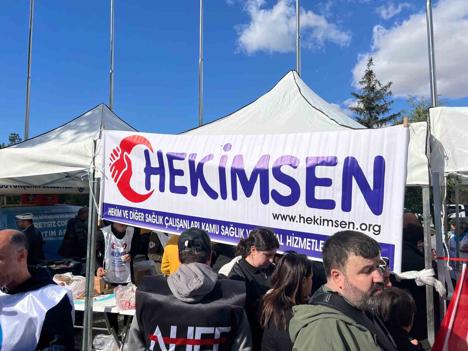 Aile hekimlerinden ‘Büyük Ankara Mitingi’
