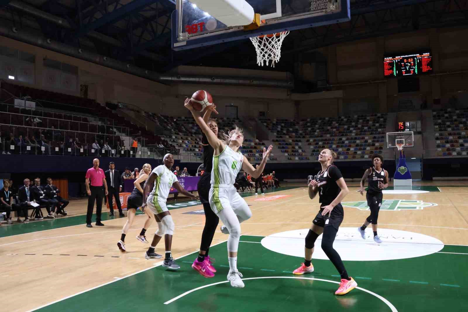 Kadınlar Basketbol Süper Ligi: Danilos Pizza: 77 - ÇBK Mersin: 97
