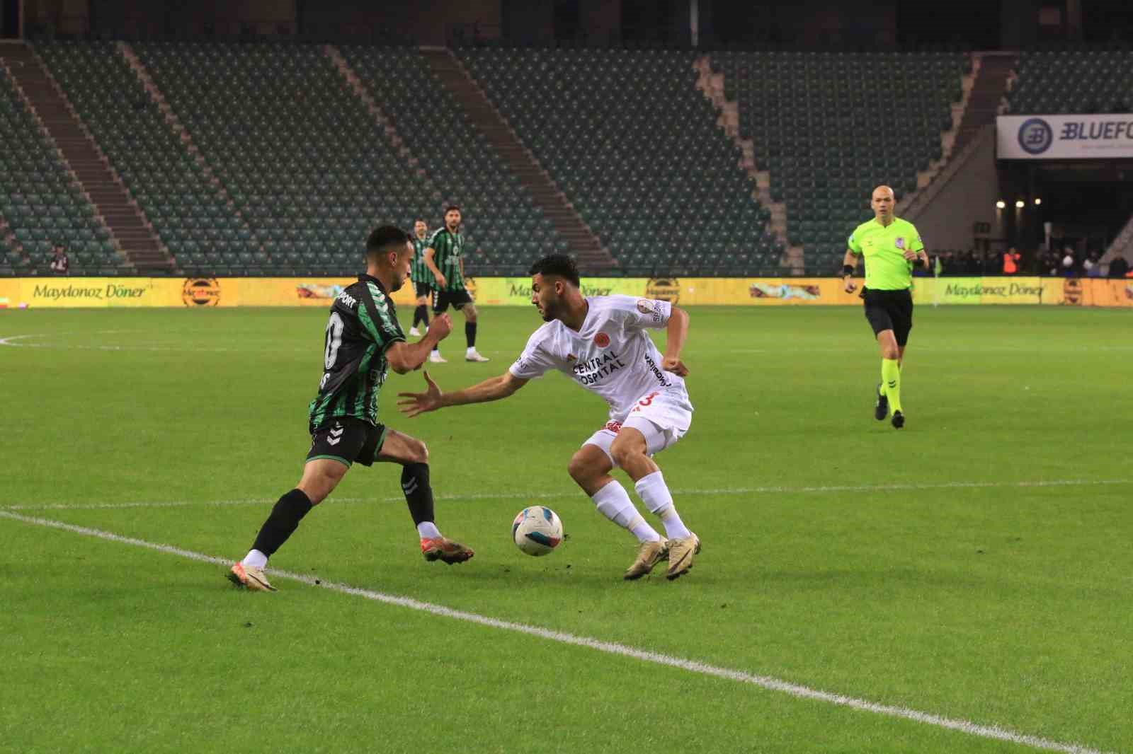 Trendyol 1. Lig: Kocaelispor: 1  - Ümraniyespor: 0
