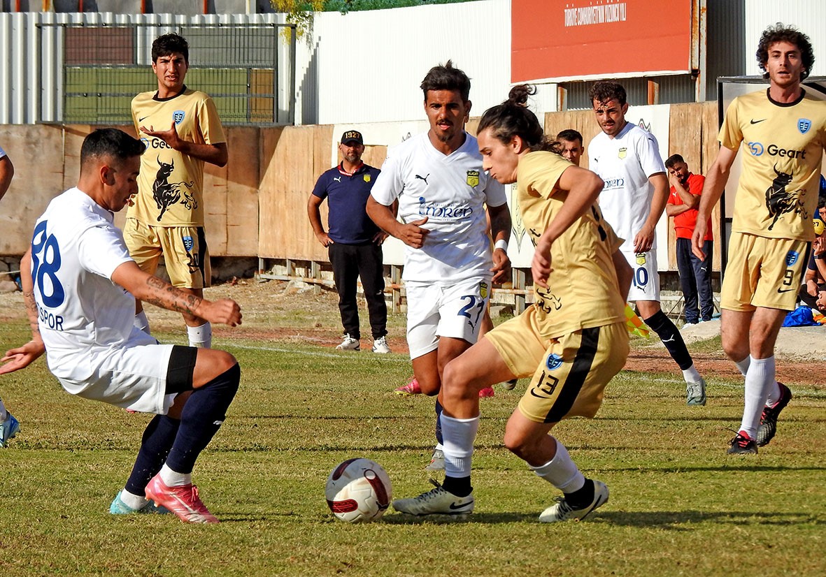 İmren Alaçatıspor’dan 6 gollü galibiyet
