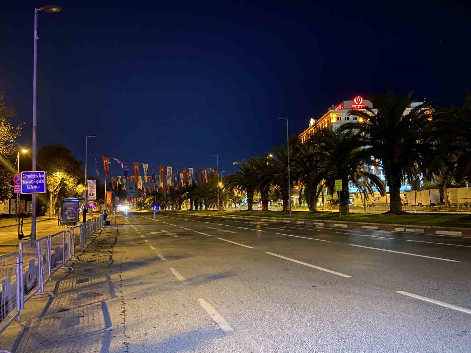 29 Ekim Cumhuriyet Bayramı etkinlik provaları nedeniyle bazı yollar trafiğe kapatıldı
